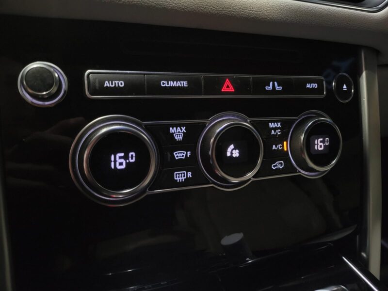 LAND ROVER RANGE ROVER 3.0 TDV6 258cv Vogue BVA // CAMERA 360°/SIEGES CHAUFFANTS/ACCES MAINS LIBRE