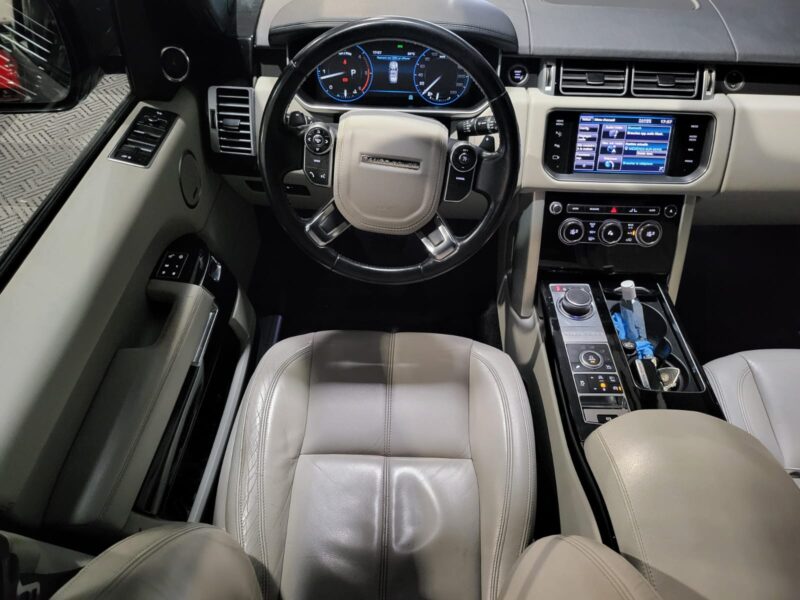 LAND ROVER RANGE ROVER 3.0 TDV6 258cv Vogue BVA // CAMERA 360°/SIEGES CHAUFFANTS/ACCES MAINS LIBRE