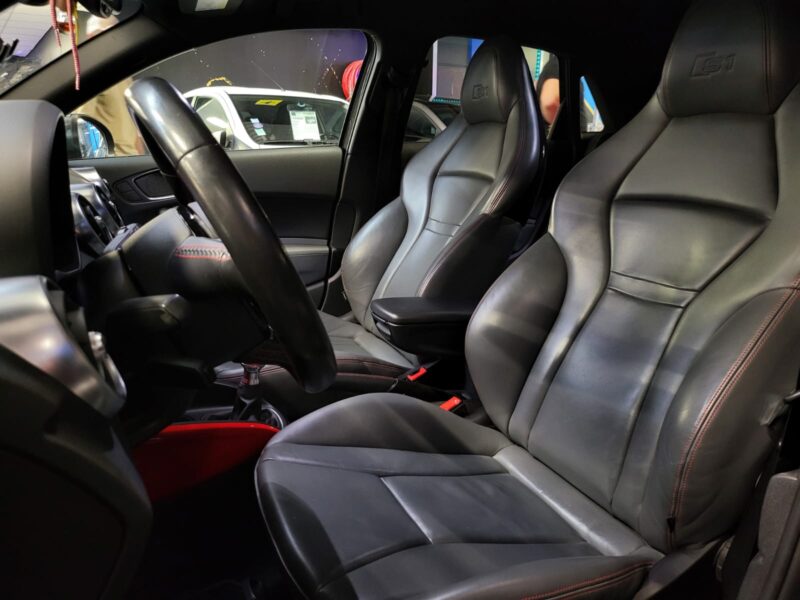 AUDI S1 Quattro 231cv 2017/BOSE+EMBRAYAGE RENFORCER+SIEGE BAQUET+ VOLANT MEPLAT/