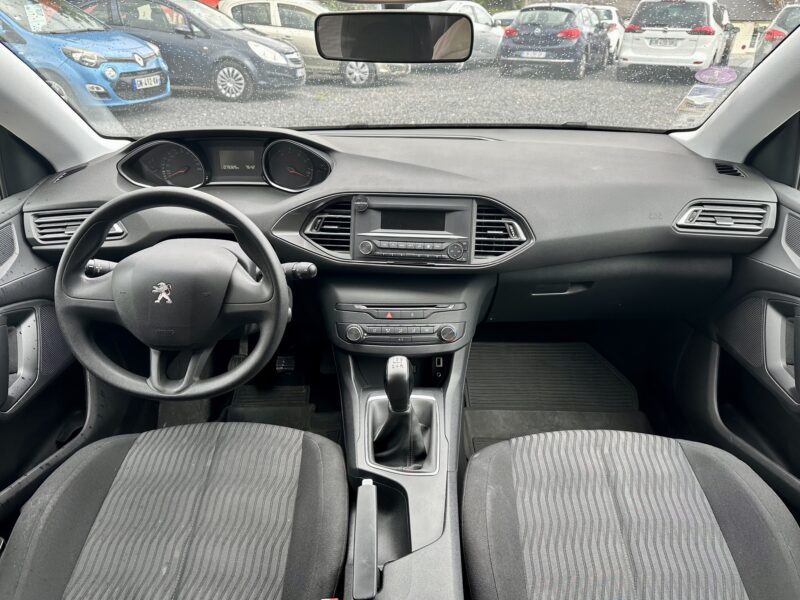 PEUGEOT 308 II 2015