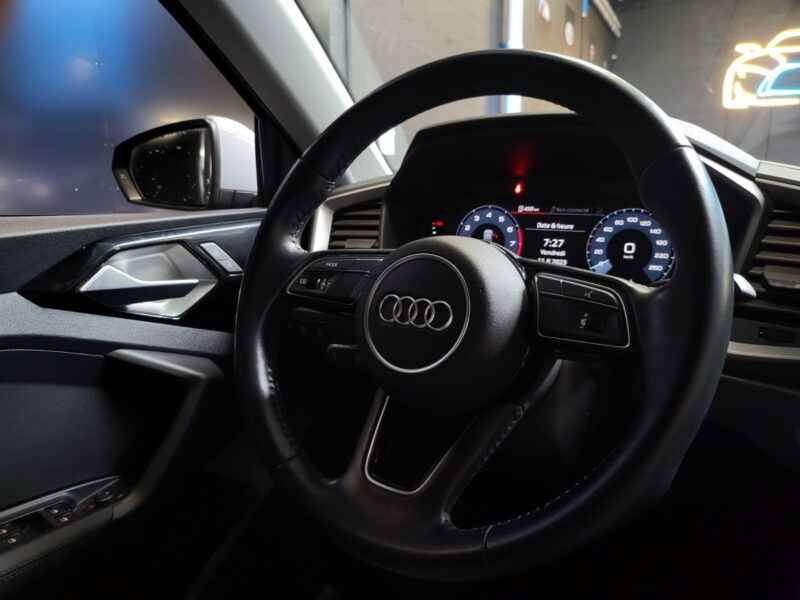 AUDI A1 SPORTBACK 25 TFSi 95cv ADVANCED S-TRONIC 1ER MAIN VIRTUAL COCKPIT / CARPLAY / KEYLESS