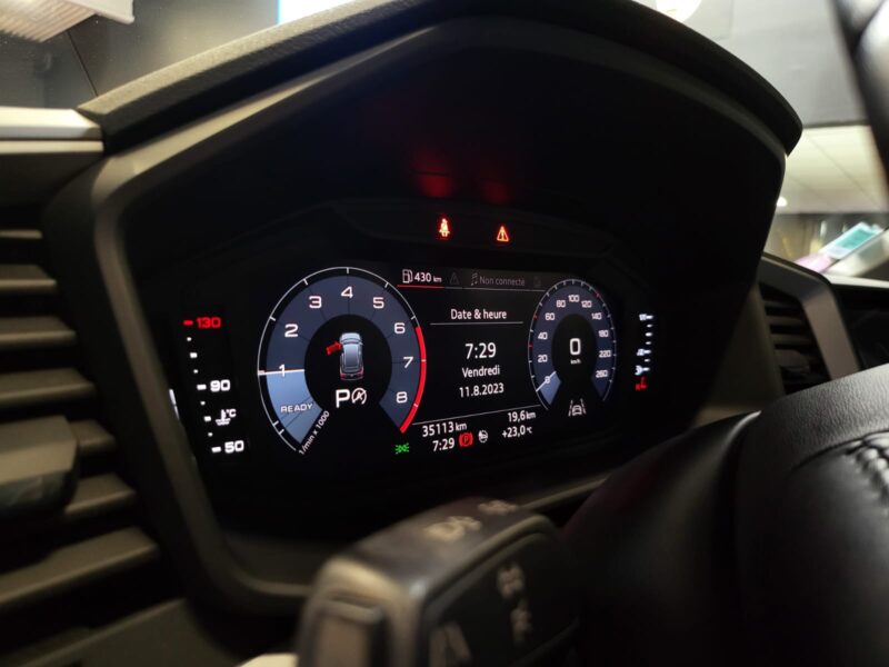 AUDI A1 SPORTBACK 25 TFSi 95cv ADVANCED S-TRONIC 1ER MAIN VIRTUAL COCKPIT / CARPLAY / KEYLESS