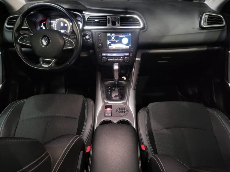 1.2 TCe 130cv INTENS / CAMERA AR / TOIT PÄNO / REGULATEUR