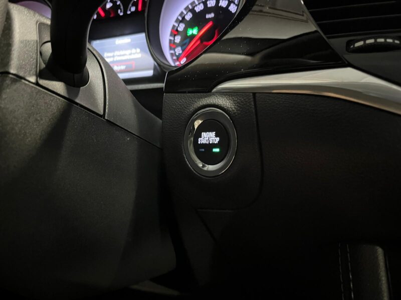 1.6 Turbo 200cv / CARPLAY / CAMERA AR / SIEGES CHAU-CLIM-MASSANTS