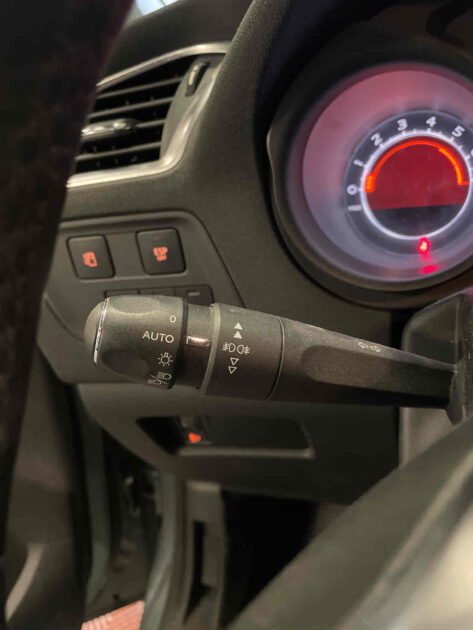 CITROEN C4 II 1.6 HDi 90 1560cm3 92cv