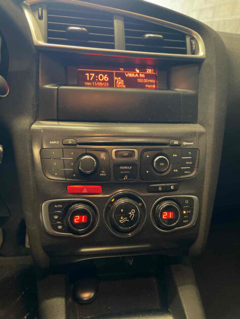 CITROEN C4 II 1.6 HDi 90 1560cm3 92cv