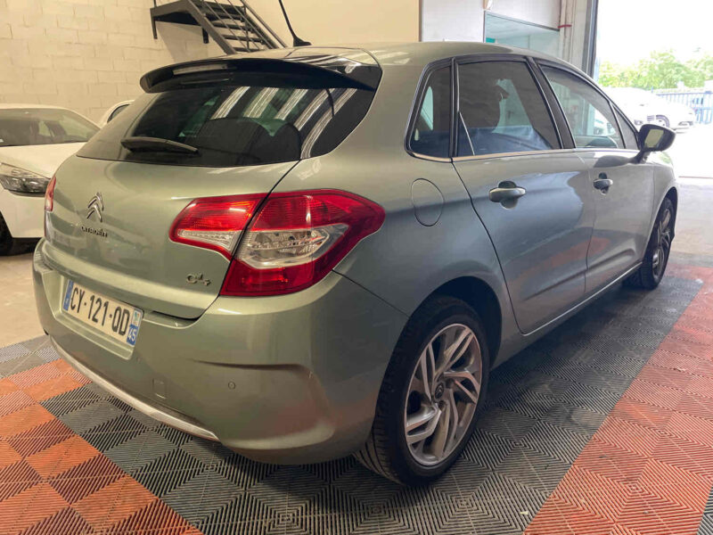 CITROEN C4 II 1.6 HDi 90 1560cm3 92cv