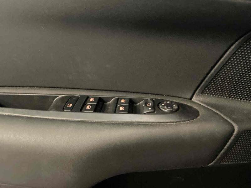 CITROEN C4 II 1.6 HDi 90 1560cm3 92cv