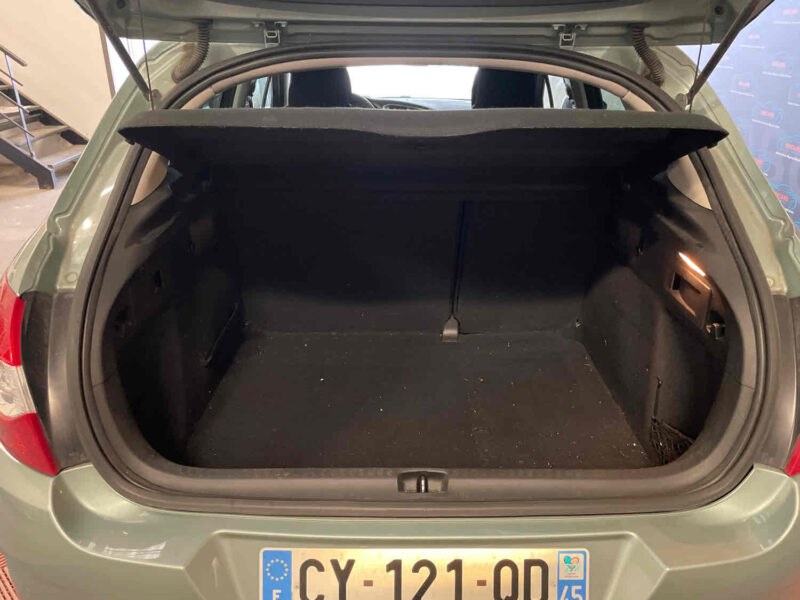 CITROEN C4 II 1.6 HDi 90 1560cm3 92cv