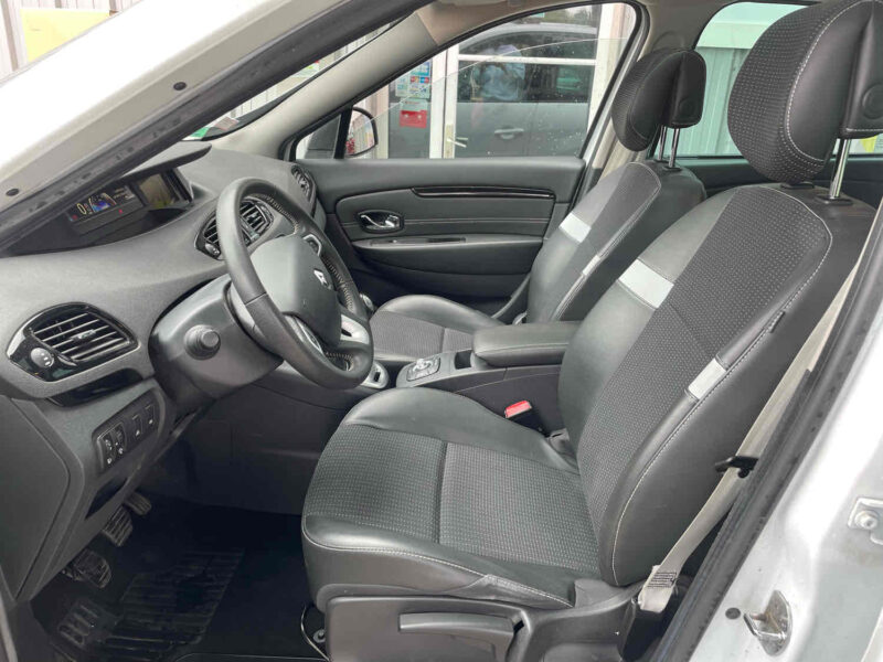 RENAULT SCÉNIC III 2012