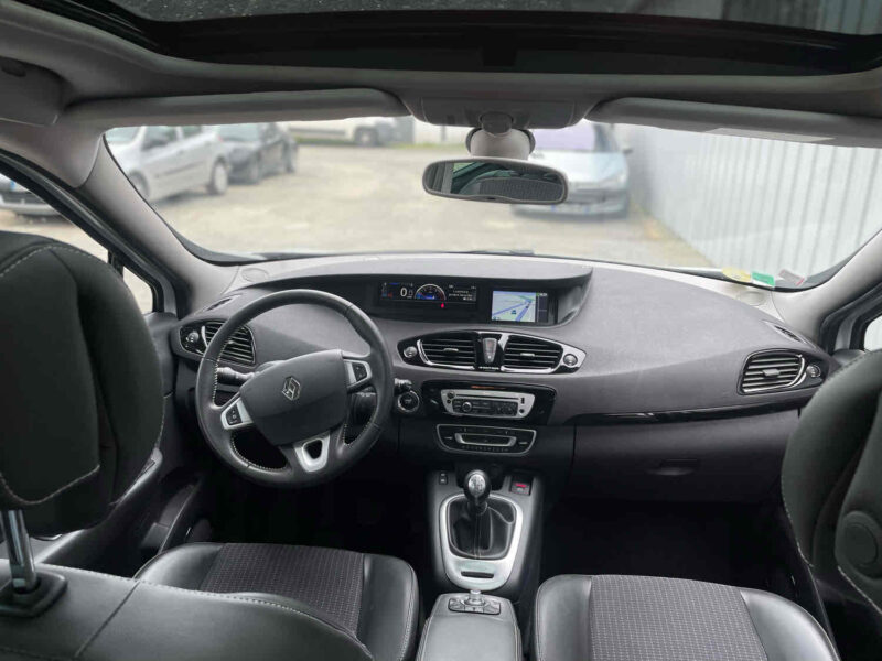 RENAULT SCÉNIC III 2012