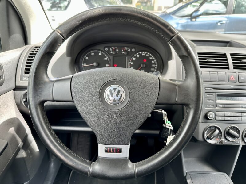 VOLKSWAGEN POLO 2008