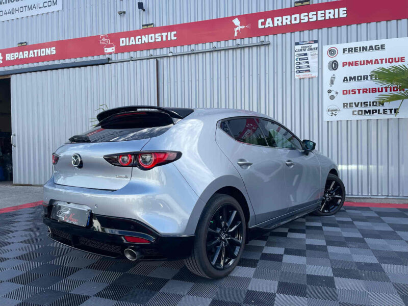 MAZDA 3 3/5 portes 2023