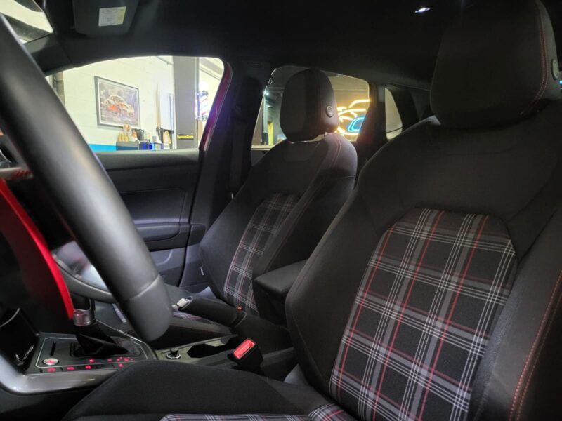 VOLKSWAGEN POLO IV GTI 2.0 TSI 200cv DSG 5p // APPLE CARPLAY/ANDROID AUTO/SIEGES CHAUFFANTS