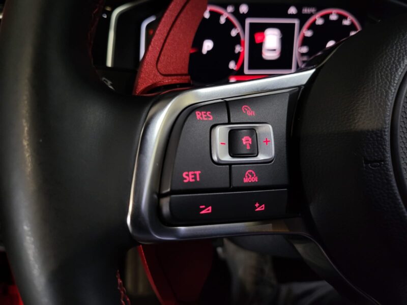 VOLKSWAGEN POLO IV GTI 2.0 TSI 200cv DSG 5p // APPLE CARPLAY/ANDROID AUTO/SIEGES CHAUFFANTS