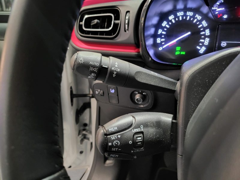 CITROEN C3 III 1.2 PureTech 110cv Feel BVM6 5p // APPLE CARPLAY/ANDROID AUTO/CAMERA DE RECUL