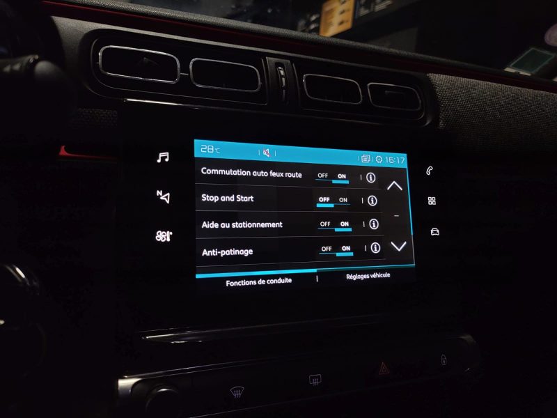 CITROEN C3 III 1.2 PureTech 110cv Feel BVM6 5p // APPLE CARPLAY/ANDROID AUTO/CAMERA DE RECUL