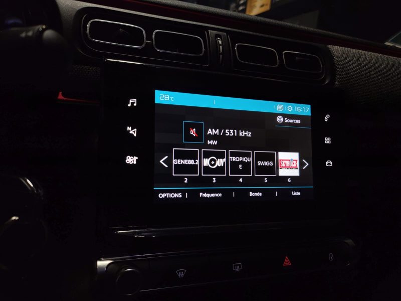 CITROEN C3 III 1.2 PureTech 110cv Feel BVM6 5p // APPLE CARPLAY/ANDROID AUTO/CAMERA DE RECUL