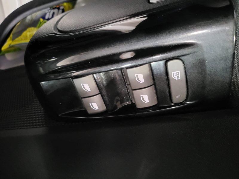 CITROEN C3 III 1.2 PureTech 110cv Feel BVM6 5p // APPLE CARPLAY/ANDROID AUTO/CAMERA DE RECUL