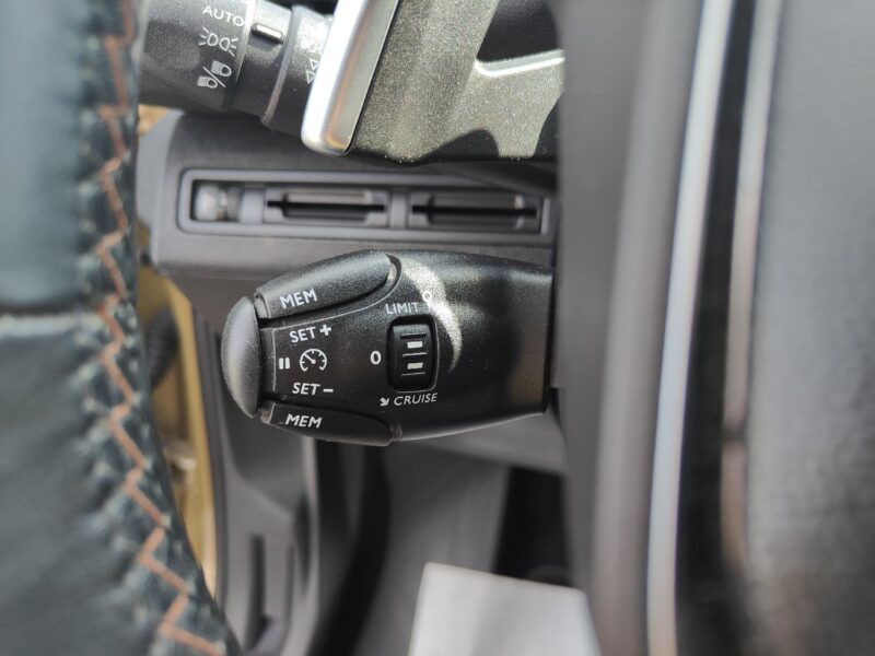 PEUGEOT 3008 1.6 B-HDI 120 cv BVA ACTIVE BUSINESS