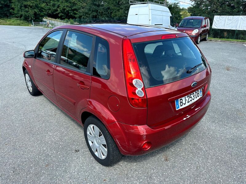 FORD FIESTA V 2008