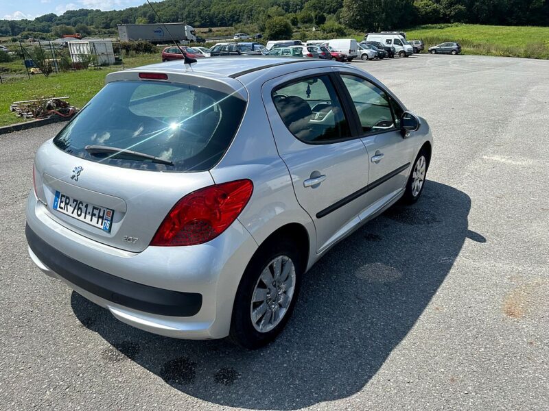 PEUGEOT 207 2008