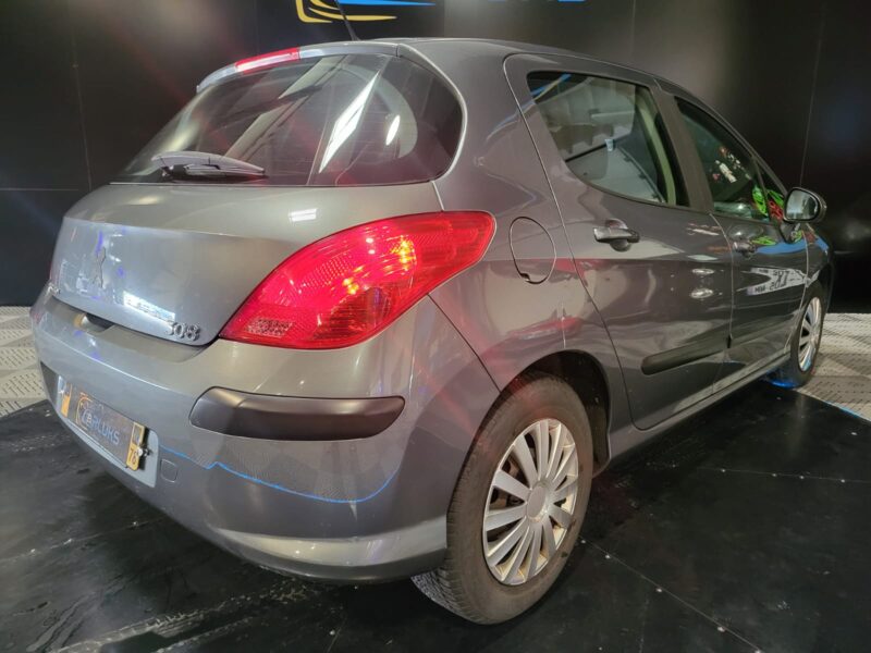 PEUGEOT 308 1.6 VTi 120cv Confort Pack 5p // CLIM AUTO BI-ZONE/RADIO CD MP3/REGULATEUR-LIMITEUR DE V