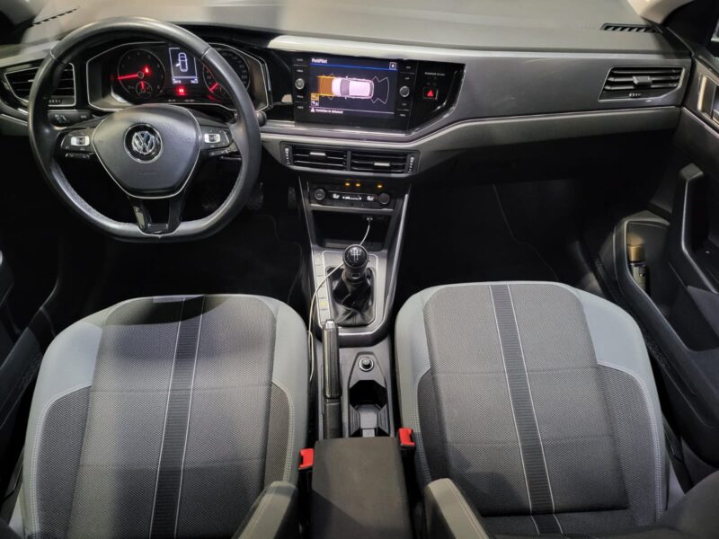 VI 1.0 TSI 95cv R-Line / APPLE CARPLAY/ CAMERA AV-AR / REGULATEUR