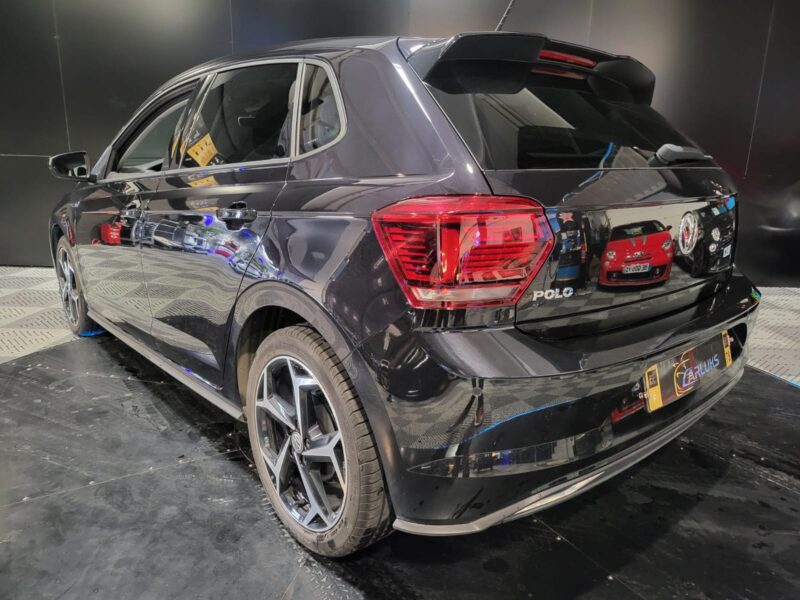 VI 1.0 TSI 95cv R-Line / APPLE CARPLAY/ CAMERA AV-AR / REGULATEUR