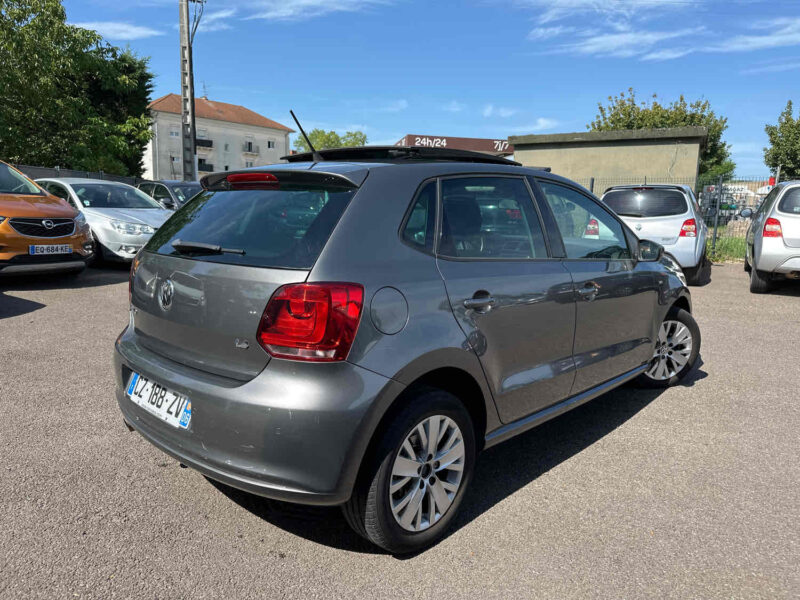 VOLKSWAGEN POLO V 2013