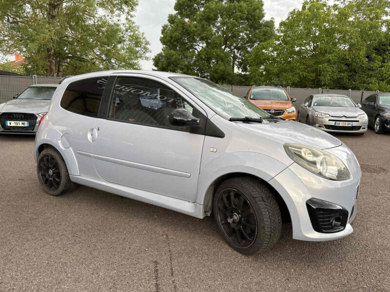 RENAULT TWINGO II 2008