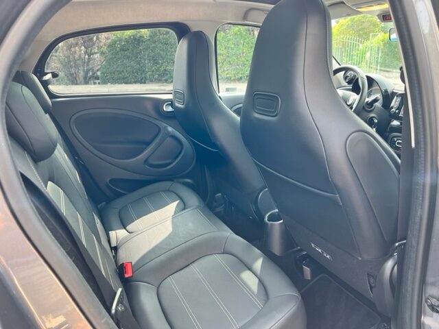 SMART FORFOUR 90CH TWINAMIC PRIME AUTOMATIQUE