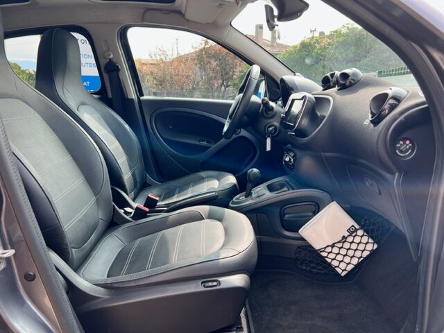 SMART FORFOUR 90CH TWINAMIC PRIME AUTOMATIQUE