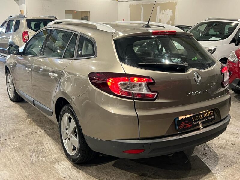 RENAULT MEGANE III ESTATE 2009