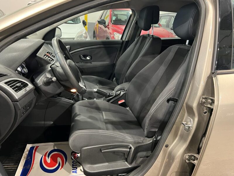 RENAULT MEGANE III ESTATE 2009