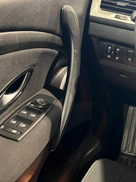 RENAULT MEGANE III ESTATE 2009