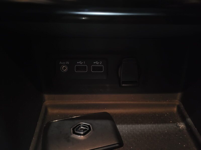 RENAULT MEGANE IV ESTATE 1.5 BluedCi 115ccv Business EDC7 1ère Main // CAMERA DE RECUL/ACCES MAINS L