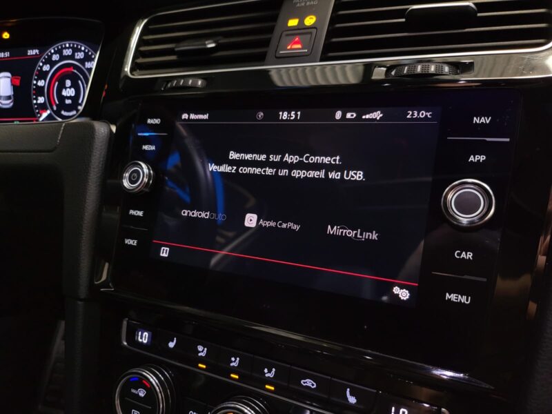 VOLKSWAGEN GOLF VII 2.0 TDI 184 cv VIRTUAL COCKPIT / CARPLAY / TOIT OUVRANT / CUIR COMPLET