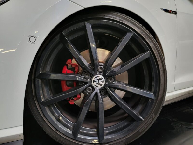 VOLKSWAGEN GOLF VII 2.0 TDI 184 cv VIRTUAL COCKPIT / CARPLAY / TOIT OUVRANT / CUIR COMPLET