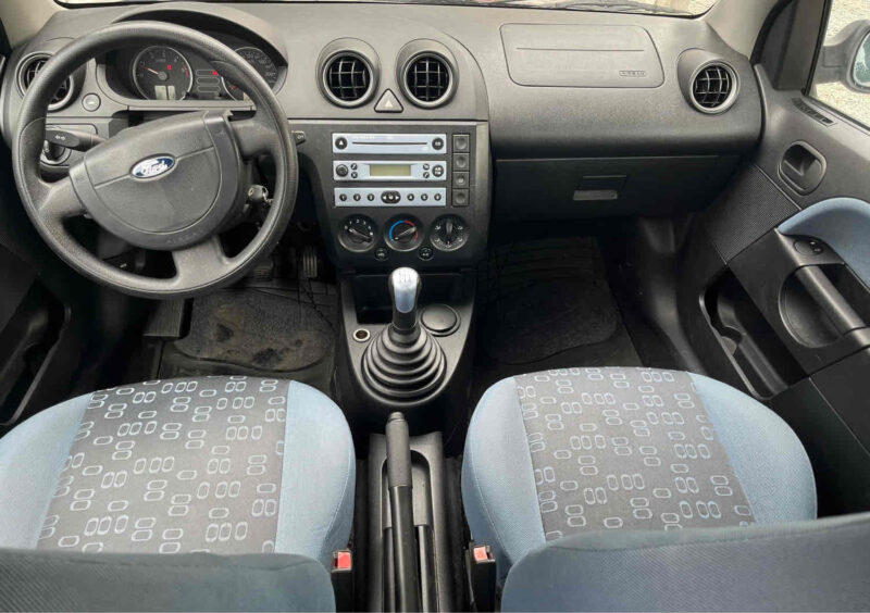 FORD FIESTA V 