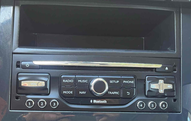 PEUGEOT 3008 Monospace 2015