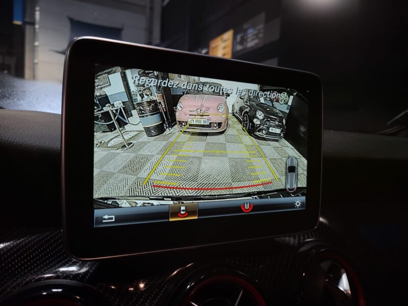 MERCEDES-BENZ GLA 45 AMG 4MATIC 381cv 7G-DCT // SIEGES CHAUFFANTS/CAMERA DE RECUL/OUVERTURE CLAPETS