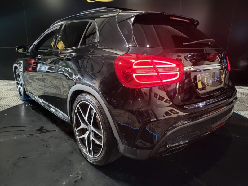 MERCEDES-BENZ GLA 45 AMG 4MATIC 381cv 7G-DCT // SIEGES CHAUFFANTS/CAMERA DE RECUL/OUVERTURE CLAPETS