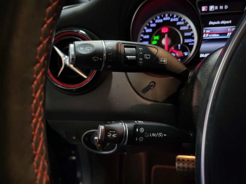 MERCEDES-BENZ GLA 45 AMG 4MATIC 381cv 7G-DCT // SIEGES CHAUFFANTS/CAMERA DE RECUL/OUVERTURE CLAPETS