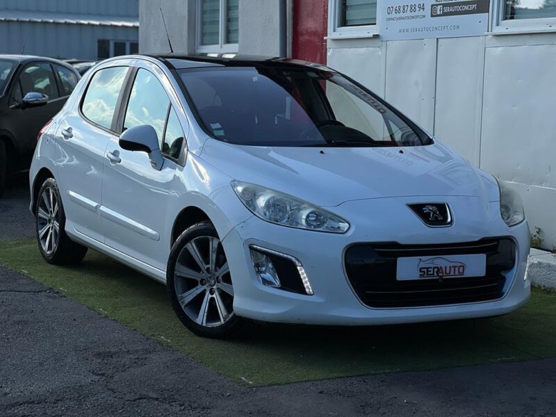 PEUGEOT 308 2012