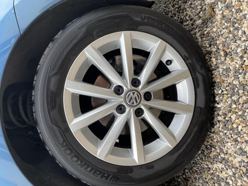 VOLKSWAGEN POLO V 2016