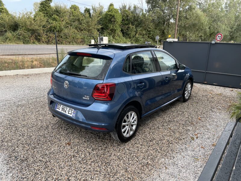 VOLKSWAGEN POLO V 2016
