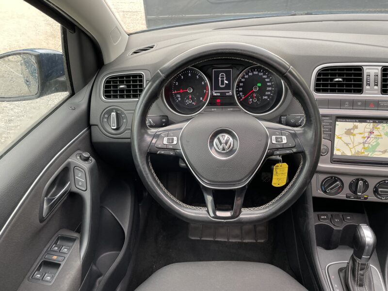 VOLKSWAGEN POLO V 2016