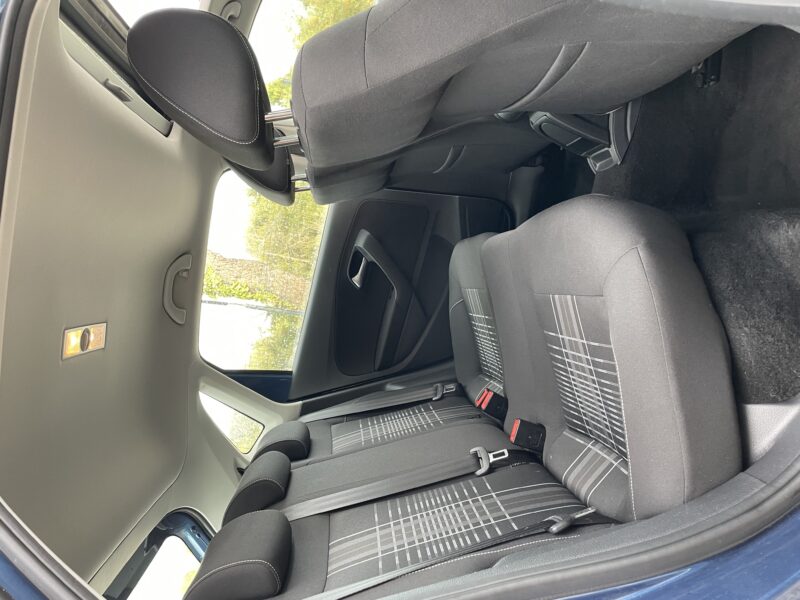 VOLKSWAGEN POLO V 2016