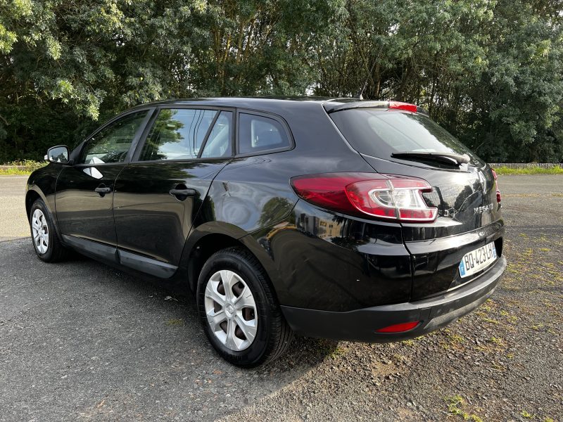 RENAULT MEGANE III Grandtour 2011